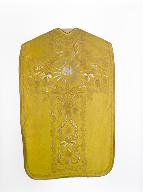 chasuble : ornement doré