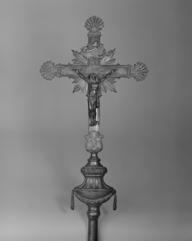 Croix de procession (style Louis XVI)
