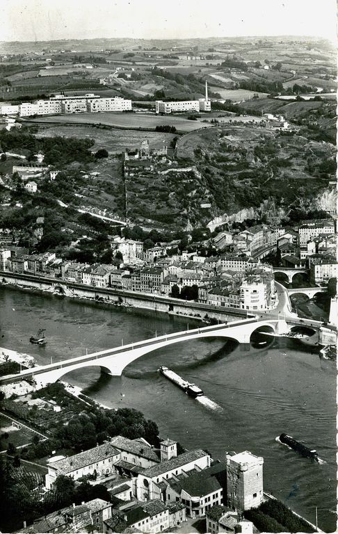 Pont routier de Lattre de Tassigny