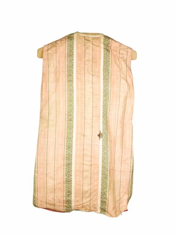 chasuble : ornement rose