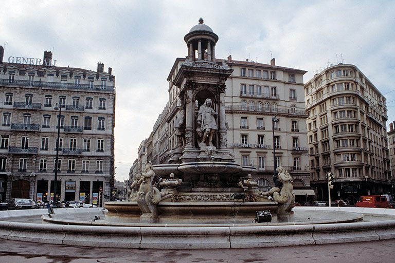 Fontaine des Jacobins