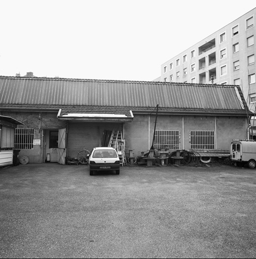 Ancienne manufacture de chemises Martin actuellement usine de petit matériel électrique dit A. Chapuis équipements électriques S.A.