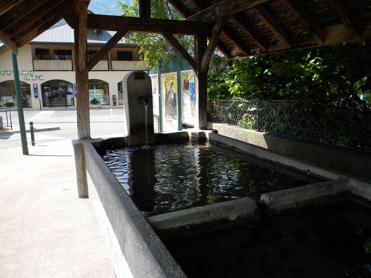 Bassin (fontaine, abreuvoir) (n°3)