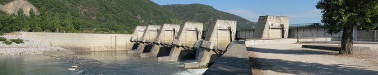 Barrage de retenue du Rhône, pont routier, pont-digue