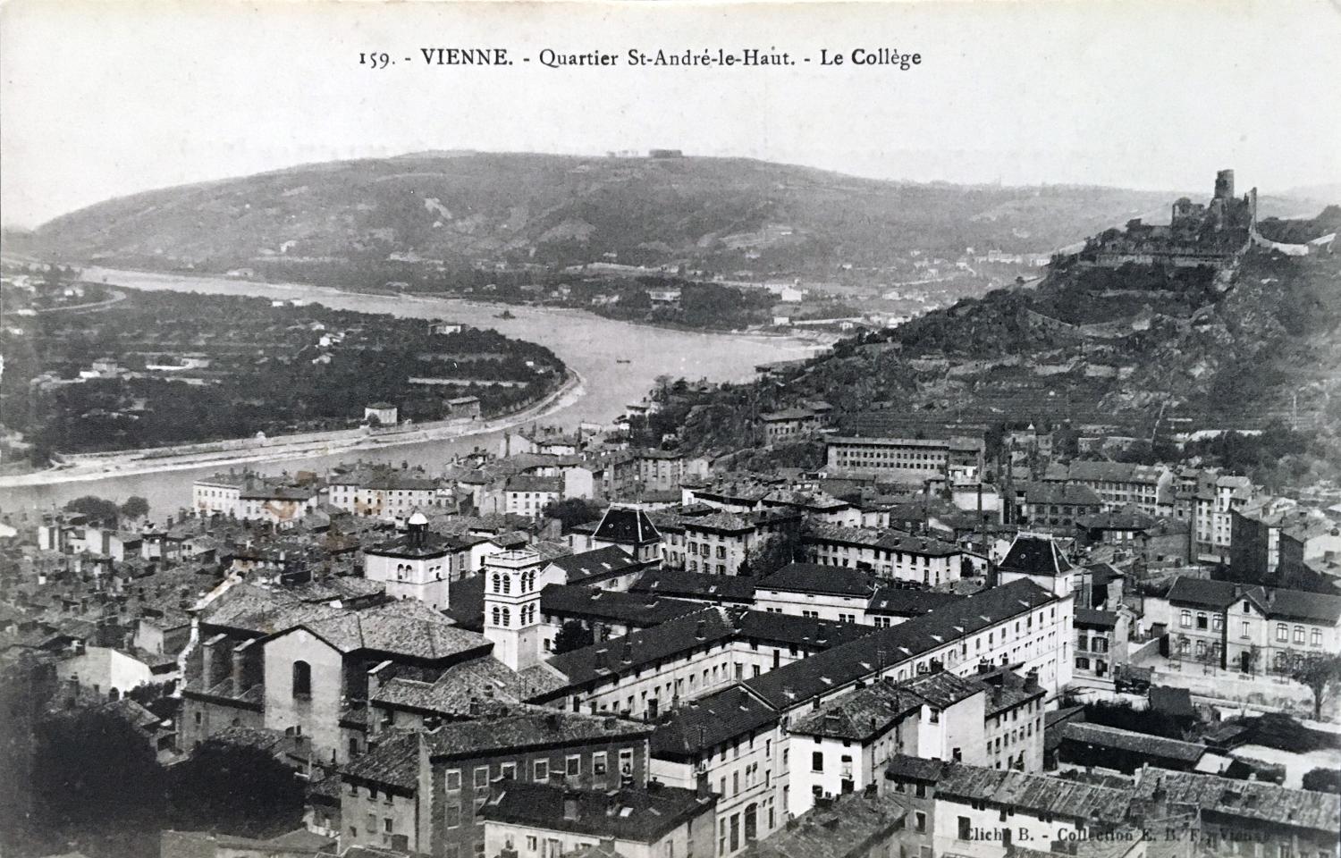 Collège de jésuites, puis institut national, école centrale supplémentaire, école communale secondaire, collège communal et école pratique de commerce et d'industrie, lycée, actuellement collège François-Ponsard