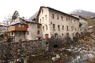 Taillanderies des Vouaves puis usines Mouthon et usine Constant-Rey-Millet et associés, puis Bohli frères décolletage actuellement maison d’habitation