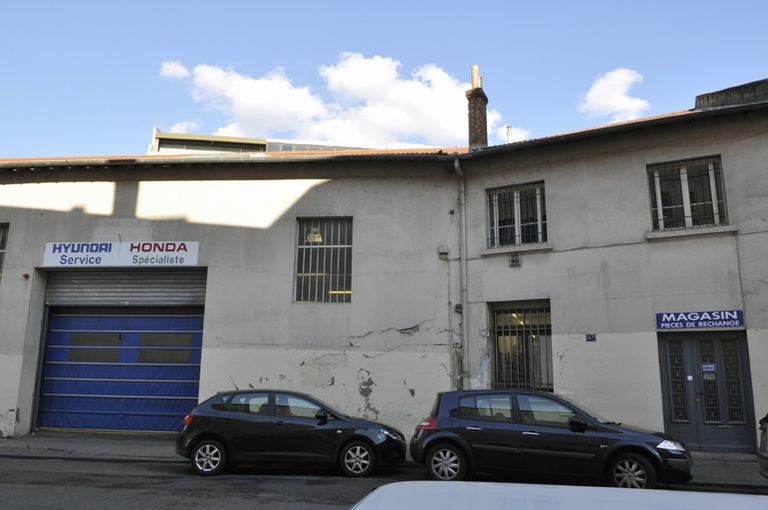 Corroierie Guichardet et Rivet actuellement garage de réparation automobile Hyundai service