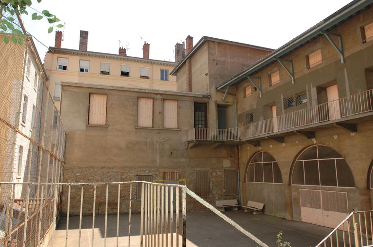 Garderie d'enfants Les Petits Bouchons, centre de loisirs