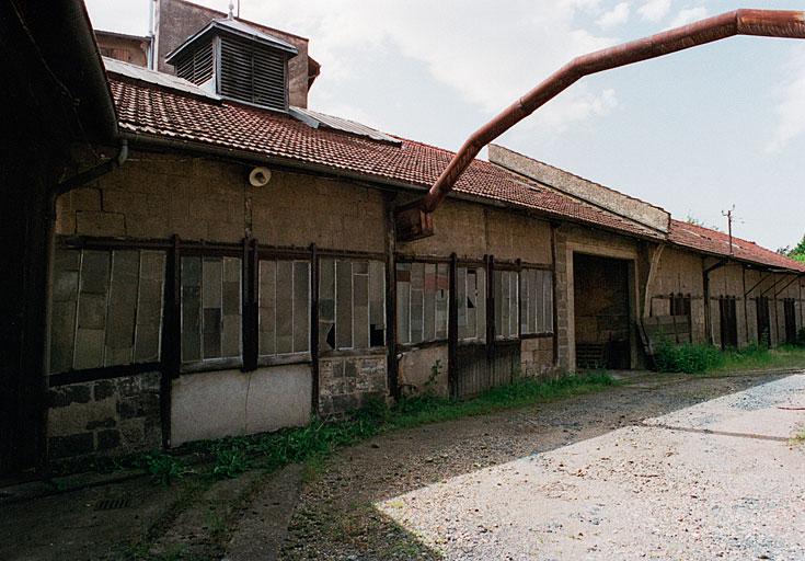 Usine C. Roux et fils tonnellerie et parqueterie