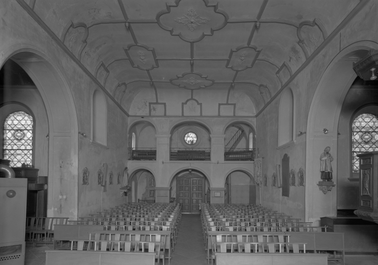 Eglise prieurale, église du chapitre de chanoinesses puis de l'abbaye et actuellement église paroissiale Notre-Dame