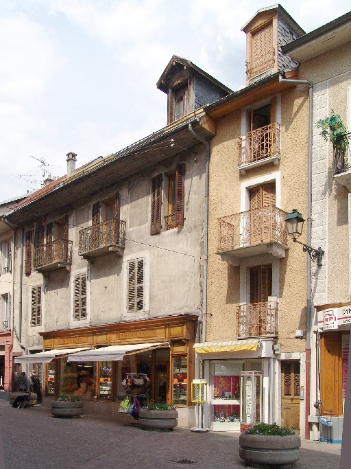 Hôtel de voyageurs, dit pension Suchet, puis immeuble