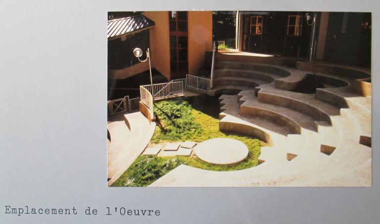 Sculpture et mosaïque : sans titre