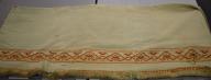 Rideau n°2 d'un ensemble de quatre morceaux de tissu (rideaux?)