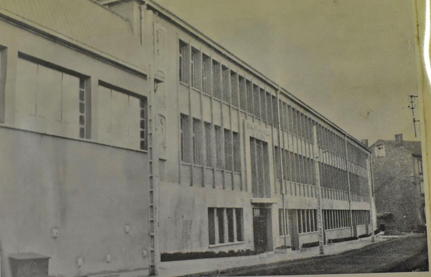 Collège d'enseignement technique, puis lycée professionnel Adrien-Testud, Le Chambon-Feugerolles, actuellement désaffecté