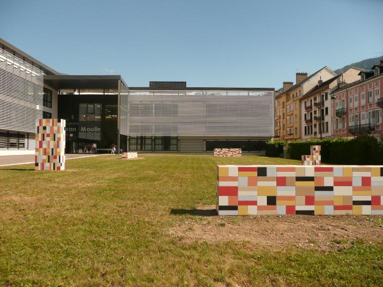 Sculpture / revêtement de sol : La Salle de bain