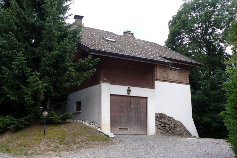 Maison, dite chalet la Marjolaine