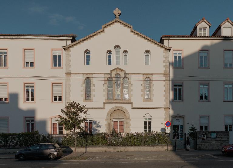 Ancien couvent des Sœurs franciscaines de la Propagation de la Foi et hospice des femmes incurables, actuellement EHPAD de Monplaisir-La Plaine
