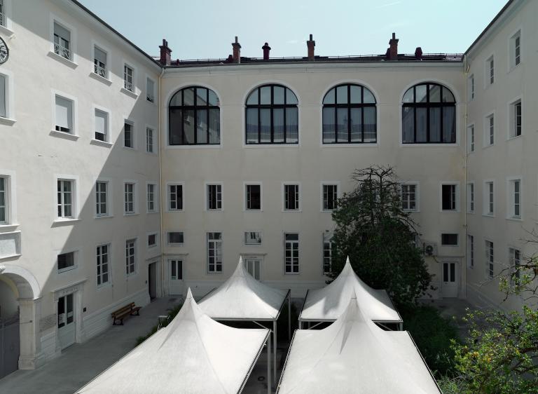Collège de jésuites, dit Royal-Dauphin, puis école centrale, lycée, collège royal, lycée de garçons puis lycée de jeunes filles, actuellement cité scolaire Stendhal
