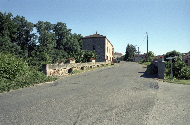 Présentation de la commune de Marcilly-le-Châtel