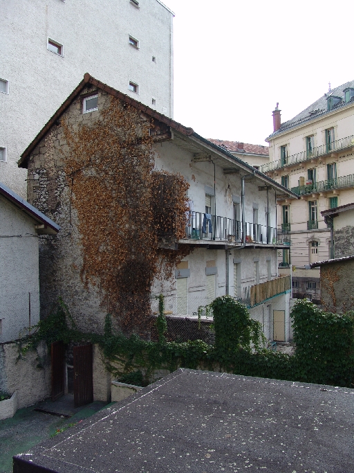 Tannerie et abattoir, puis abattoirs municipaux, puis hôtel de voyageurs, Le Murys, puis hôtel des Alliés, puis hôtel de la Chaudanne