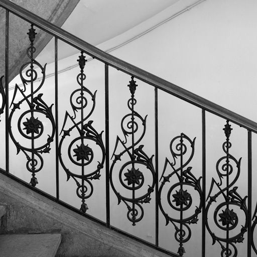 Musée Guimet ou musée des Religions puis patinoire dite Palais de Glace puis muséum d'histoire naturelle et musée Guimet, actuellement Muséum