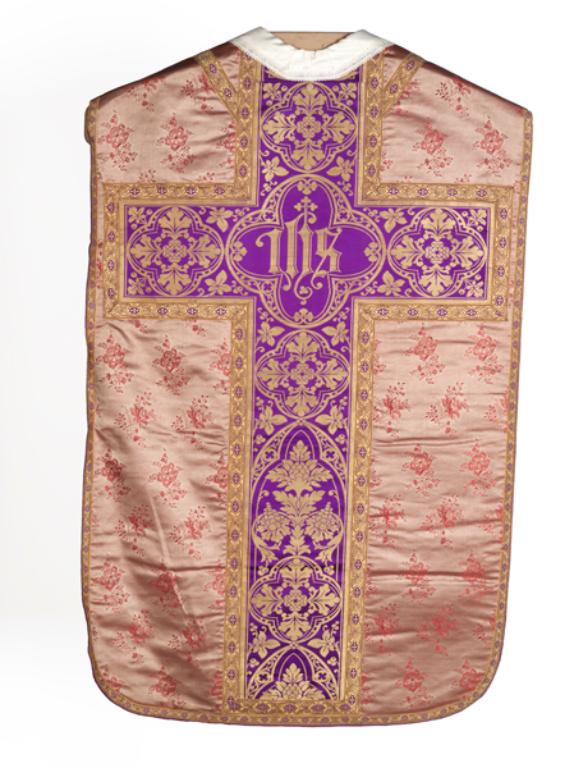 chasuble, étole, voile de calice : ornement rouge