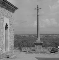 Croix de cimetière, actuellement croix monumentale