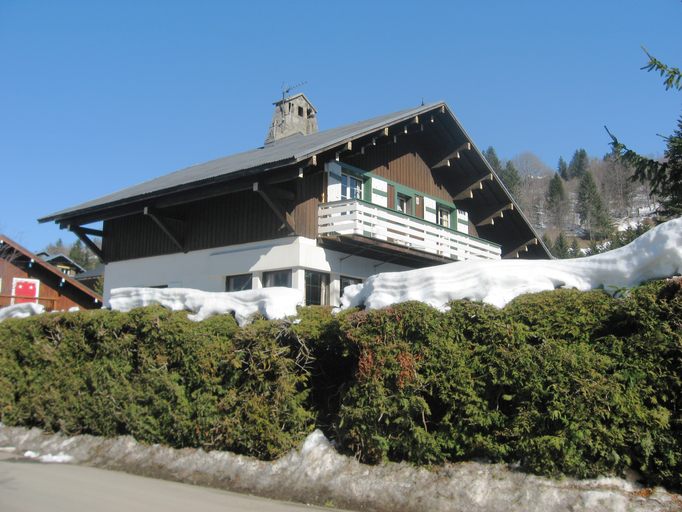 Maison, dite chalet Ombre blanche