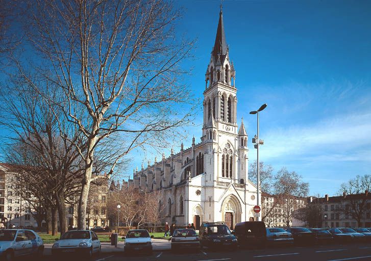 Église paroissiale Sainte-Blandine