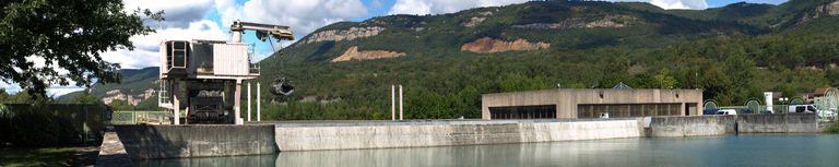 Centrale hydroélectrique dite Usine de Porcieu-Amblagnieu, pont routier