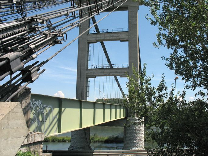 Pont routier du Teil