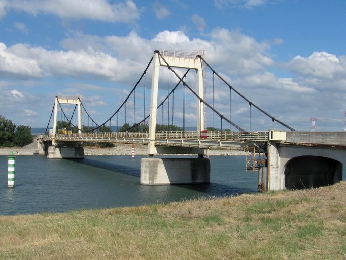 Pont routier de Saint-Paul-Trois-Châteaux