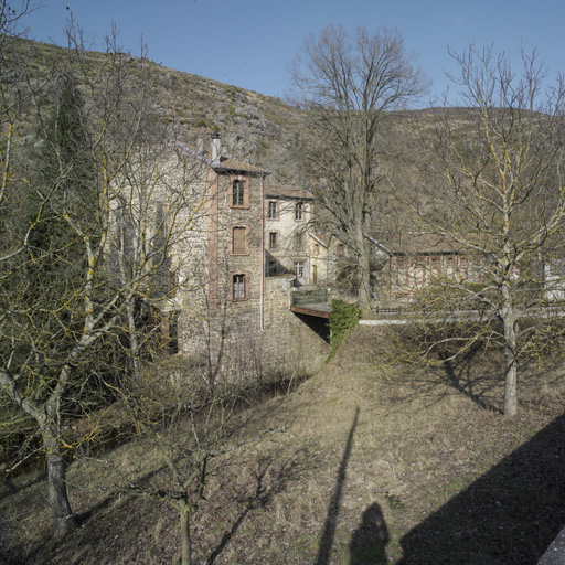 Usine textile, usine de bonneterie, usine de bimbeloterie