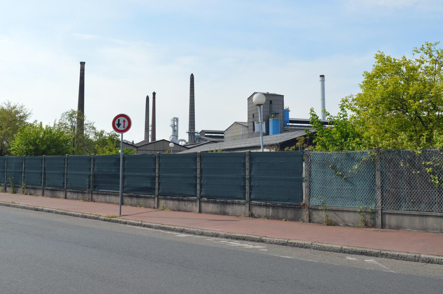 Société Française des Electrodes - Puis Société des Electrodes et Réfractaires Savoie et Carbone Savoie - Actuellement Saint-Gobain Savoie Réfractaires et Tokai Cobex Savoie