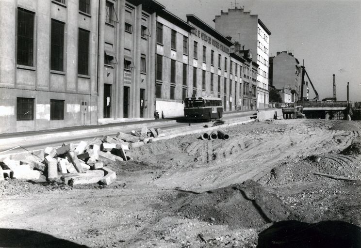 Ecole de métiers des industries métallurgiques et atelier-école, puis lycée technique des industries métallurgiques et lycée d'enseignement professionnel, actuellement lycée Hector-Guimard - Lycée des Métiers, Transformations des matériaux