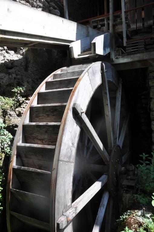 Moulin à huile, moulin à farine et scierie du marquis de Saint Thomas puis Tournier actuellement espace de visite