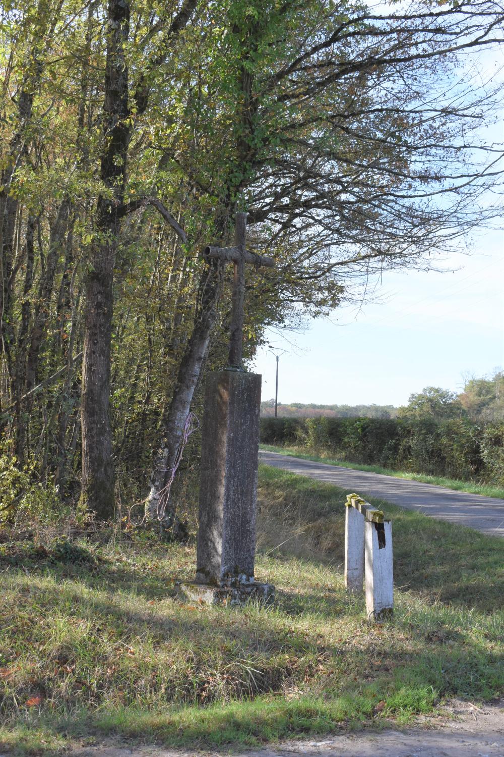 Les croix monumentales de la commune de Château-sur-Allier