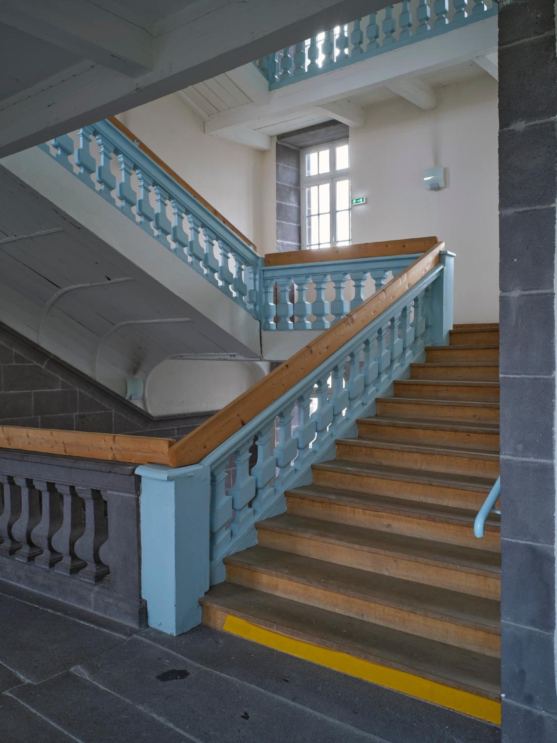 Collège des jésuites de Clermont dit collège royal ou Grand collège ; institut national ; école centrale ; lycée ; collège royal ; lycée impérial ; lycée de garçons dit lycée Blaise-Pascal ; centre culturel Blaise-Pascal et conservatoire Emmanuel-Chabrier