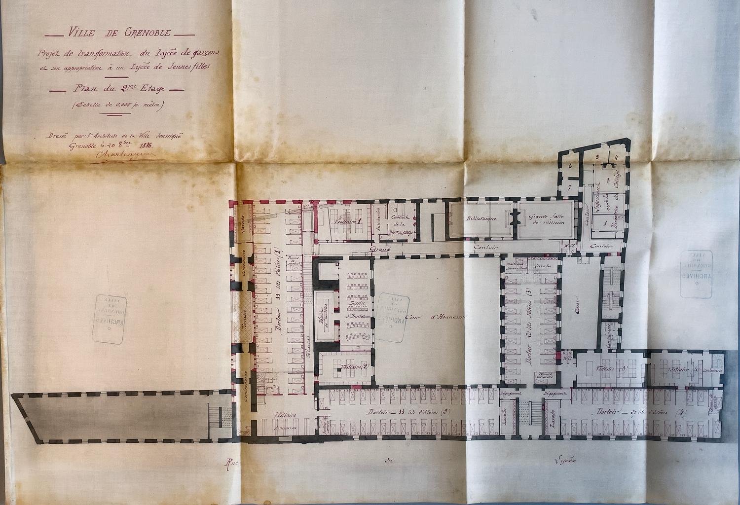 Collège de jésuites, dit Royal-Dauphin, puis école centrale, lycée, collège royal, lycée de garçons puis lycée de jeunes filles, actuellement cité scolaire Stendhal