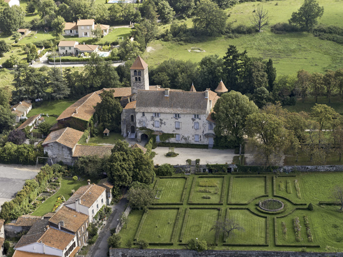 Château de Chalain-d'Uzore