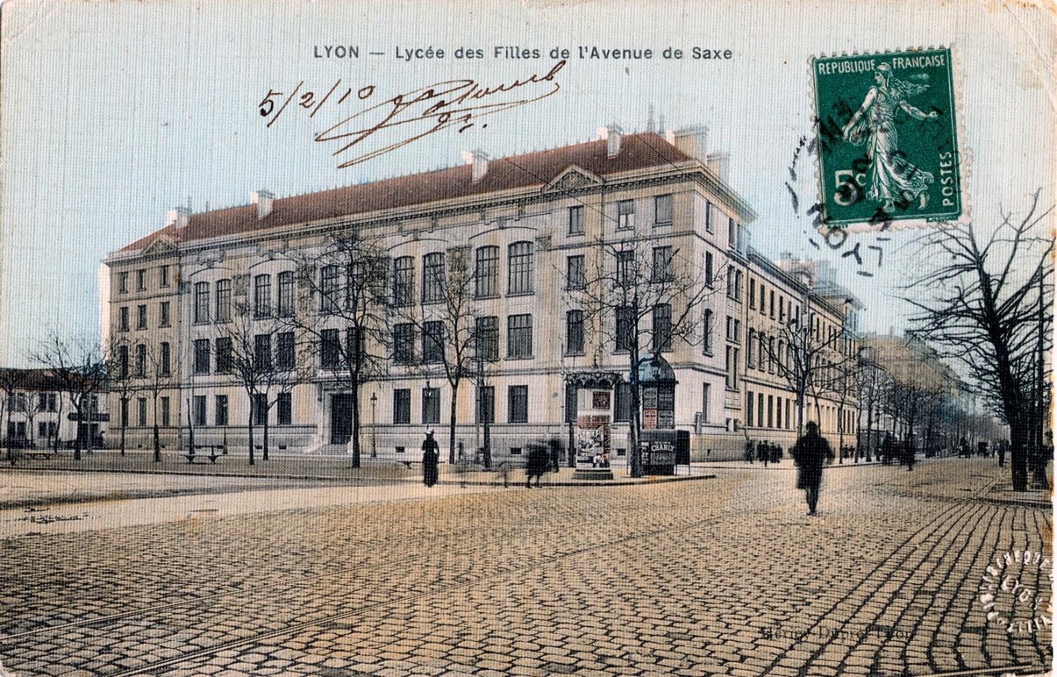 Lycée de jeunes filles Edgar-Quinet, actuellement lycée Edouard-Herriot