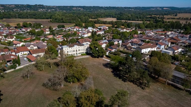 Présentation de l'opération ponctuelle "Château de Saint-Maurice-de-Rémens"