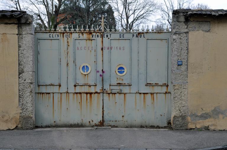 Asile d'aliénés, dit Maison de santé des docteurs Carrier, puis clinique Saint-Vincent-de-Paul