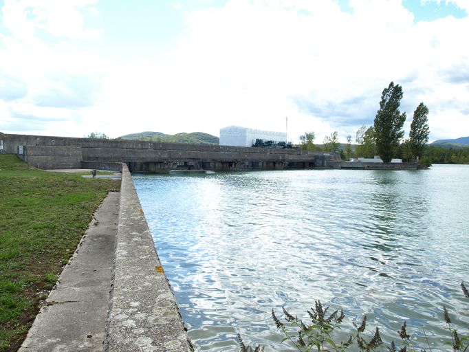 Barrage de retenue de Lavours, pont, passerelle