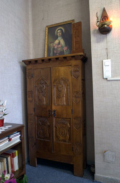Sommaire objets mobiliers : Mobilier du foyer arménien de jeunes filles Saint-Grégoire