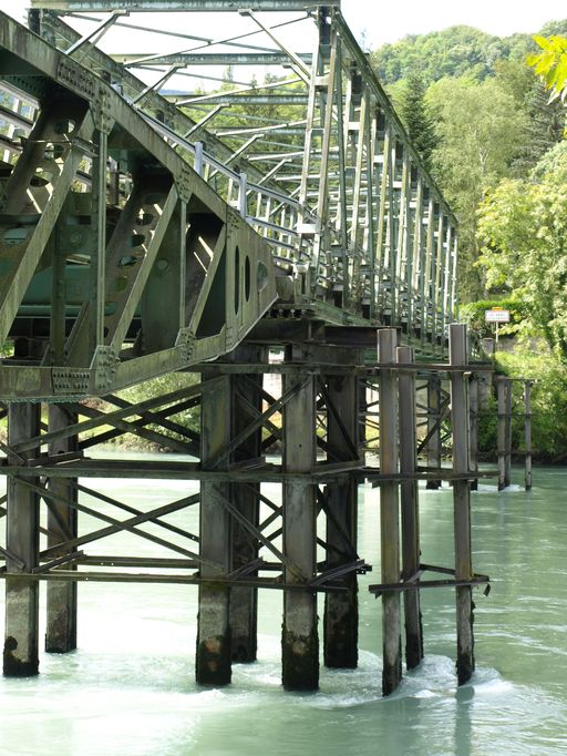 Pont routier de Pyrimont, dit passerelle de Surjoux