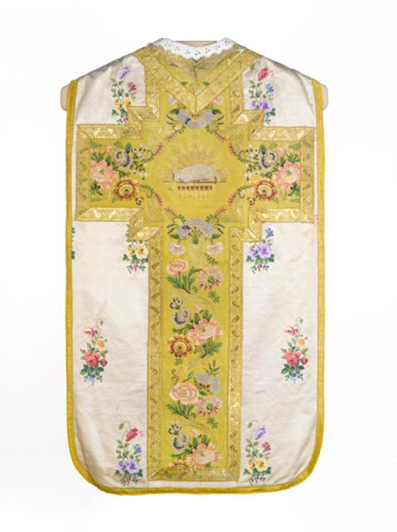 Vue générale du dos de la chasuble