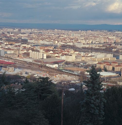 Secteur urbain dit Presqu'île Perrache, puis Derrière les voûtes