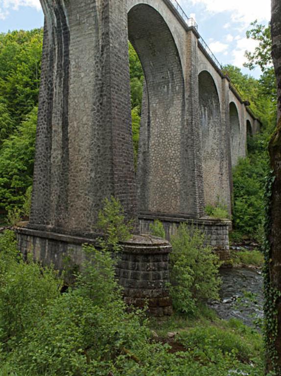 Viaduc de Nèpes