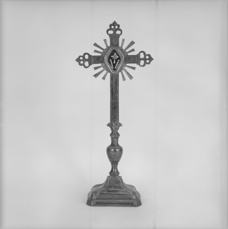 Croix-reliquaire de la Vraie Croix